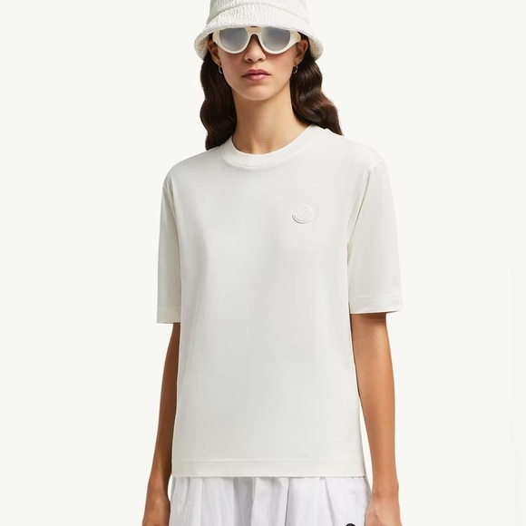 Bimba Y Lola Tops - BIMBA Y LOLA Ivory Cream Short Sleeve T-Shirt Silicone Logo